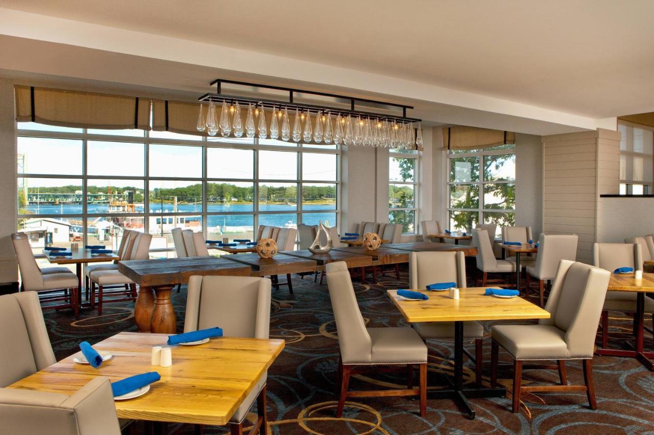 Sheraton Portsmouth Harborside Hotel Exteriör bild