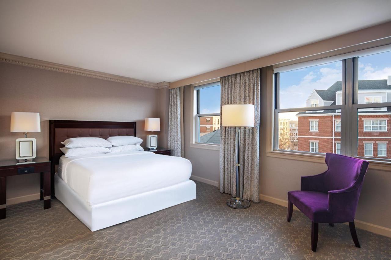 Sheraton Portsmouth Harborside Hotel Exteriör bild
