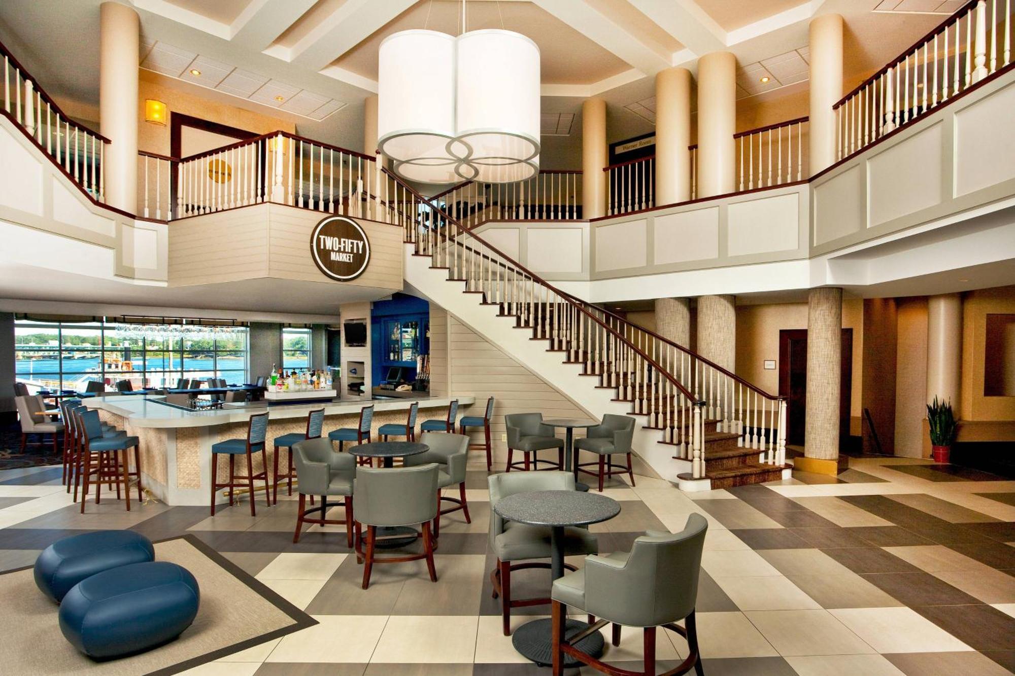 Sheraton Portsmouth Harborside Hotel Exteriör bild