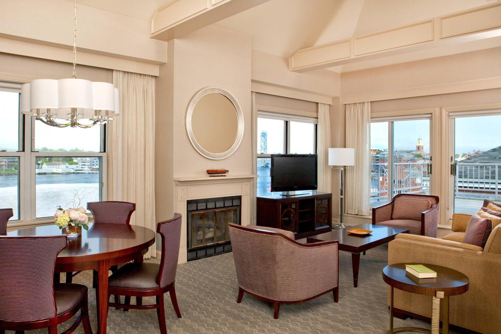 Sheraton Portsmouth Harborside Hotel Exteriör bild